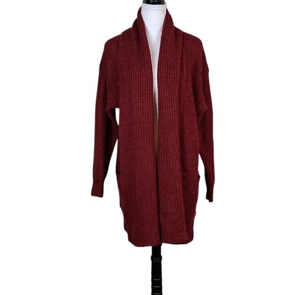 Pilcro Anthropologie Burgundy Heavy Weight Cardigan Sweater Size M NWT